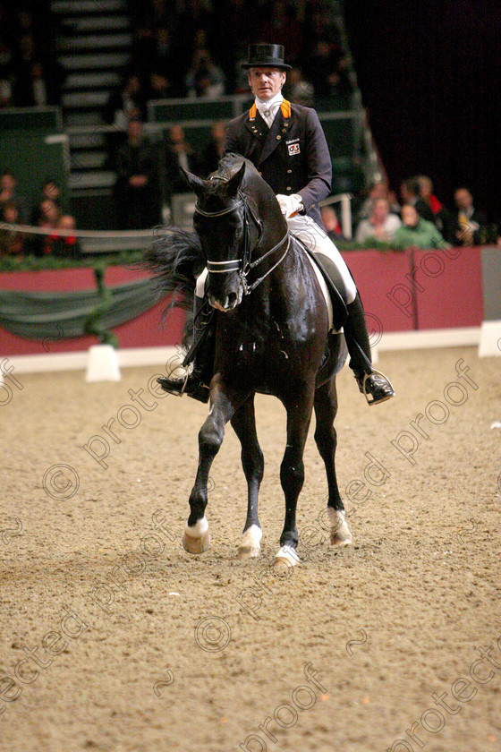 IMG 2371 
 Edward Gal NED riding IPS Gribal 
 Keywords: InternationalDressage, Dressage, horses, competition, equine, sport,