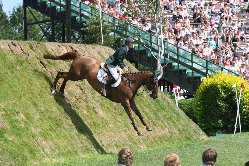 457 5711 
 Sarah Quinlivan riding Newmarket Girl 
 Keywords: International Show Jumping, horses, equine, Hickstead, showjumping, sport, horse competition