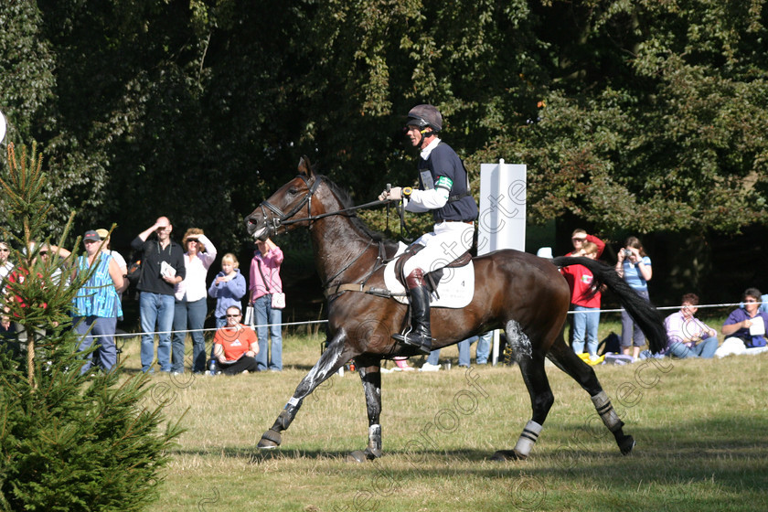 WFP TC2 
 William Fox Pitt riding Tom Cruise 
 Keywords: Eventing, horse, competition, equine, Trials, Hunter Trials